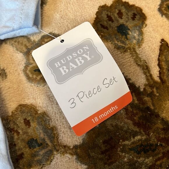 NWT Size 18 Months onesie. Blue with little crab. Super cute! 100% cotton - Picture 4 of 5